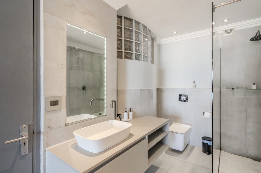 3 Bedroom Property for Sale in Camps Bay Western Cape